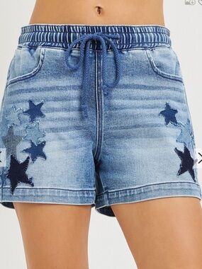 54 ❤️RISEN ELASTIC BAND SLOUCHY SHORTS WITH STAR PATCHED DETAILS